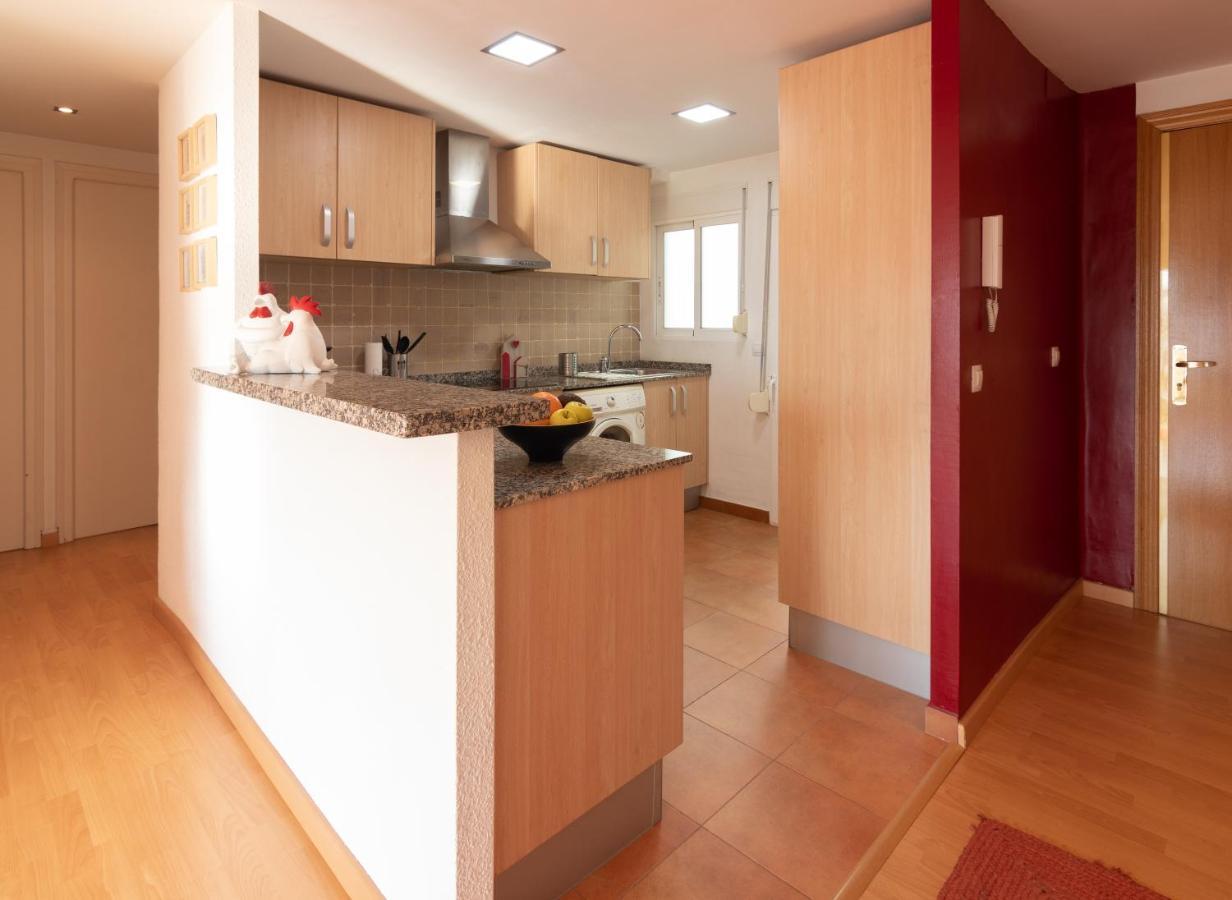 Luminoso. Comodo. Acogedor. Wifi. Junto A Ave Valencia Exterior photo