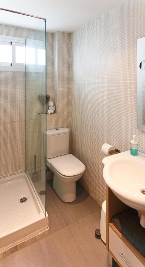 Luminoso. Comodo. Acogedor. Wifi. Junto A Ave Valencia Exterior photo